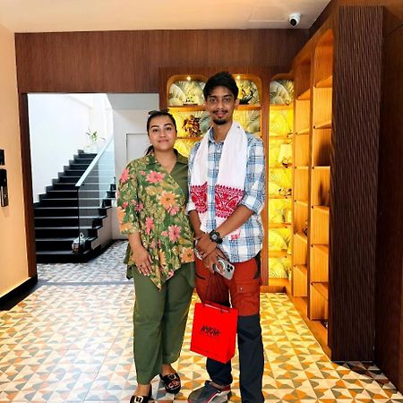 Hotel The Dibrugarh Address Esterno foto