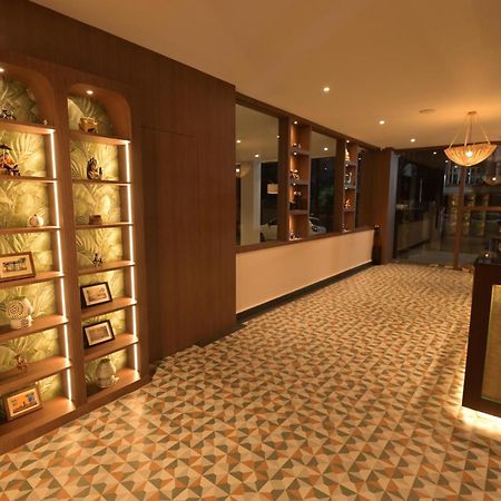 Hotel The Dibrugarh Address Esterno foto