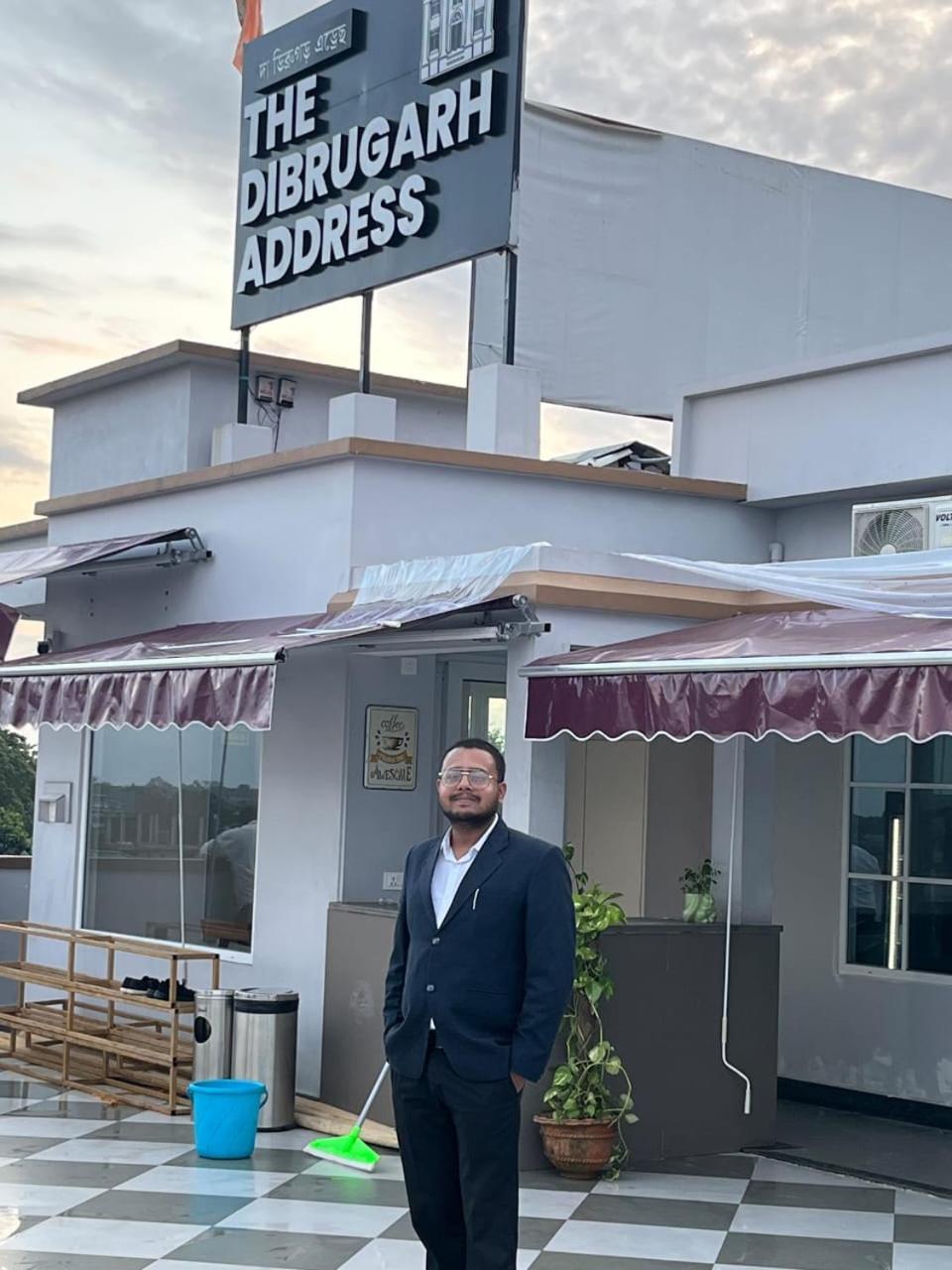 Hotel The Dibrugarh Address Esterno foto
