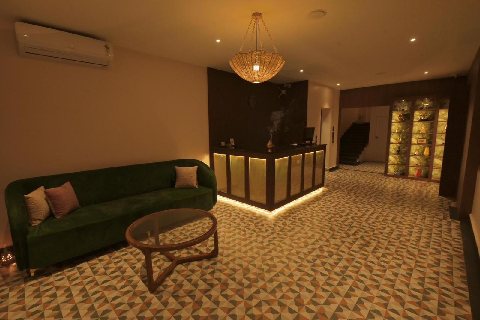 Hotel The Dibrugarh Address Esterno foto