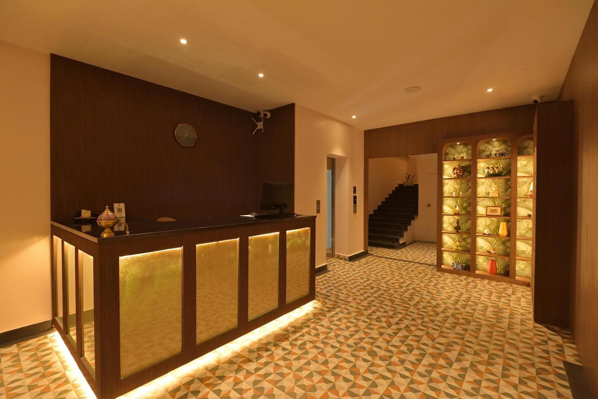 Hotel The Dibrugarh Address Esterno foto